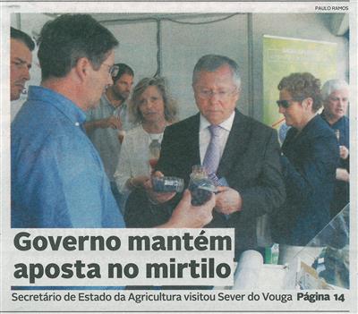 DA-24jun.'16-p.1-Governo mantém aposta no mirtilo : Secretário de Estado da Agricultura visitou Sever do Vouga.jpg