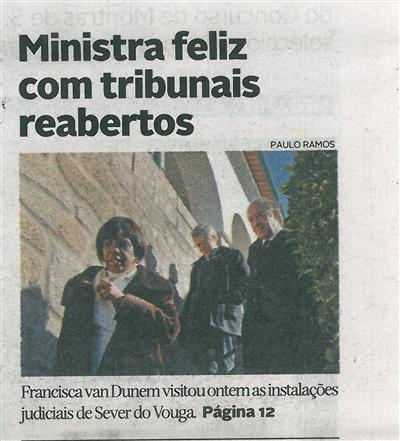 DA-19jan.'17-p.1-Ministra feliz com tribunais reabertos.jpg