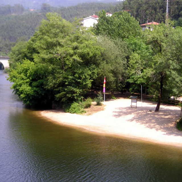 Praia fluvial quinta do barco - paradela do vouga